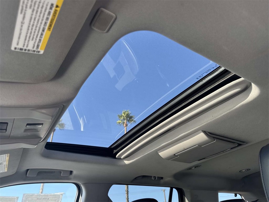 Used 2020 Cadillac Escalade Luxury image 14