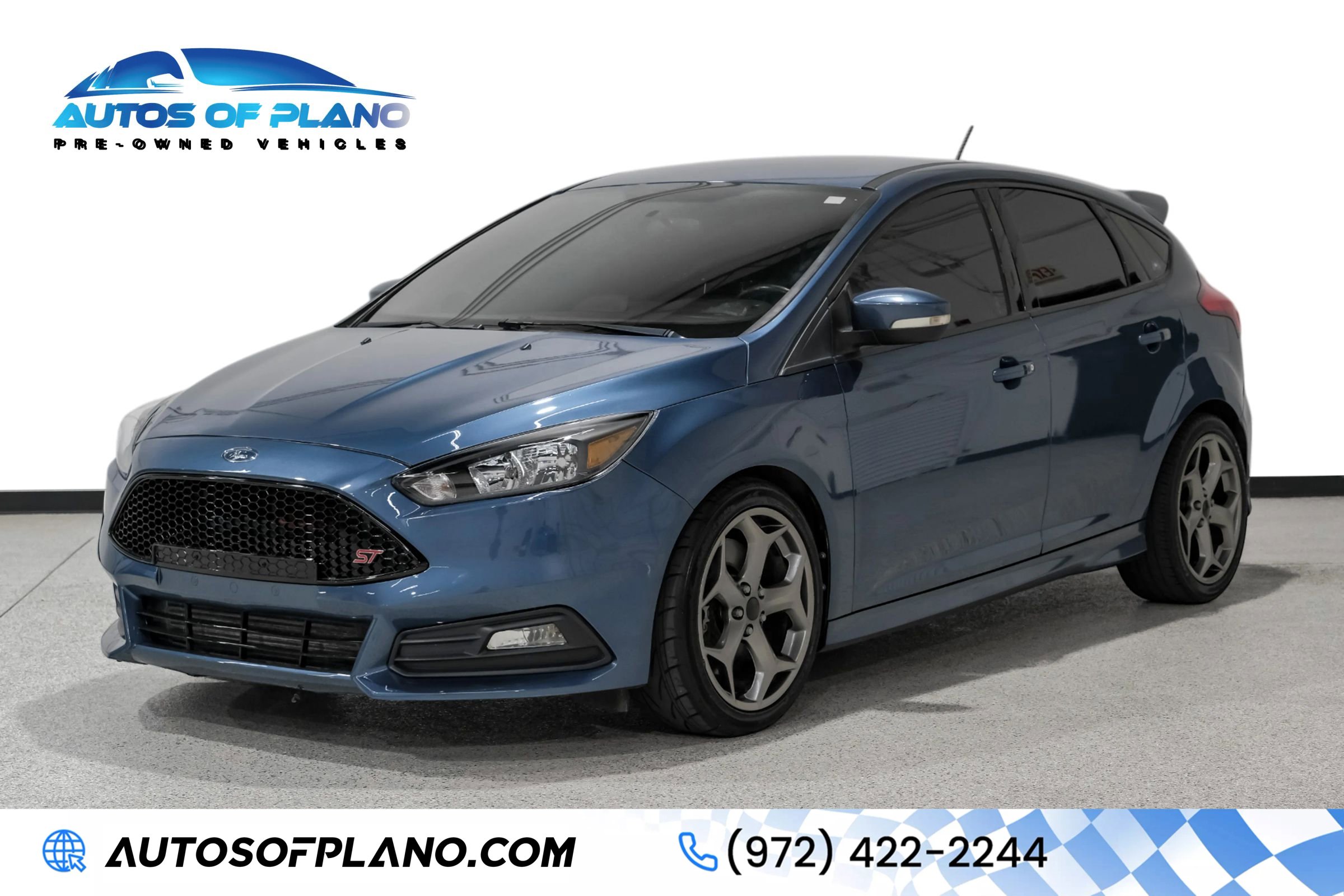 Used 2018 Ford Focus ST FWD image 1
