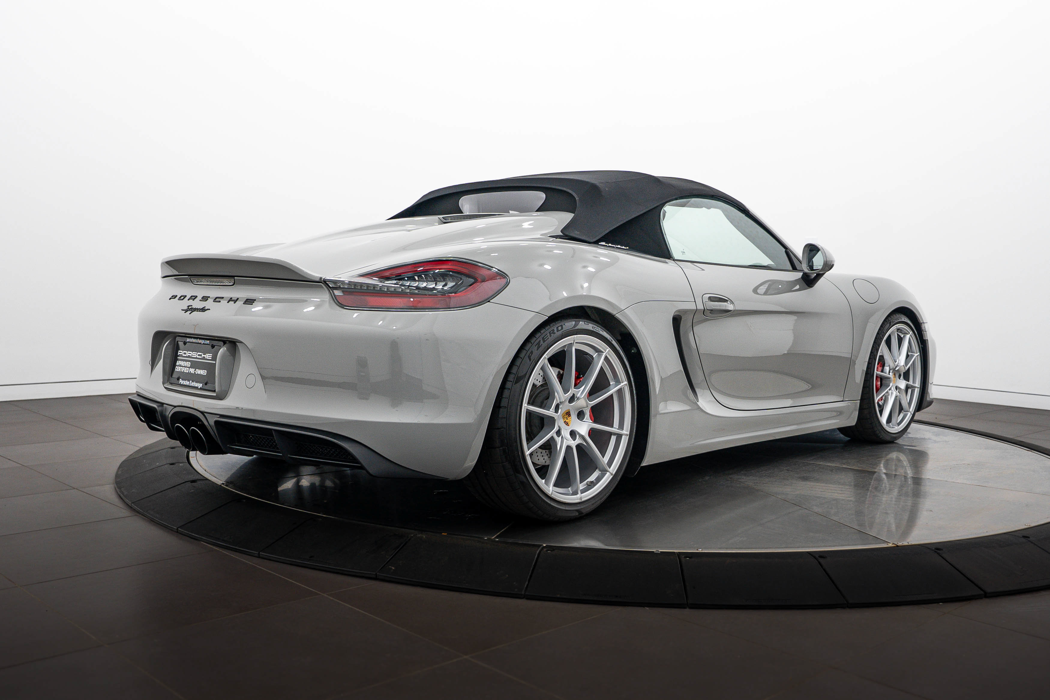 Certified 2016 Porsche Boxster Spyder RWD image 29