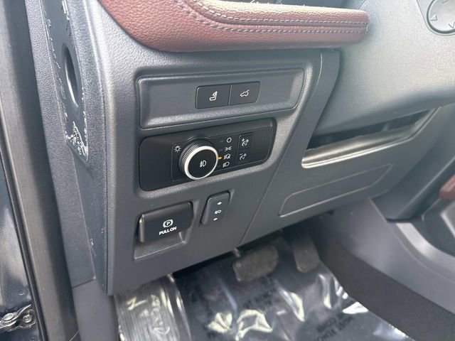 Used 2024 Ford Expedition Max Limited image 25