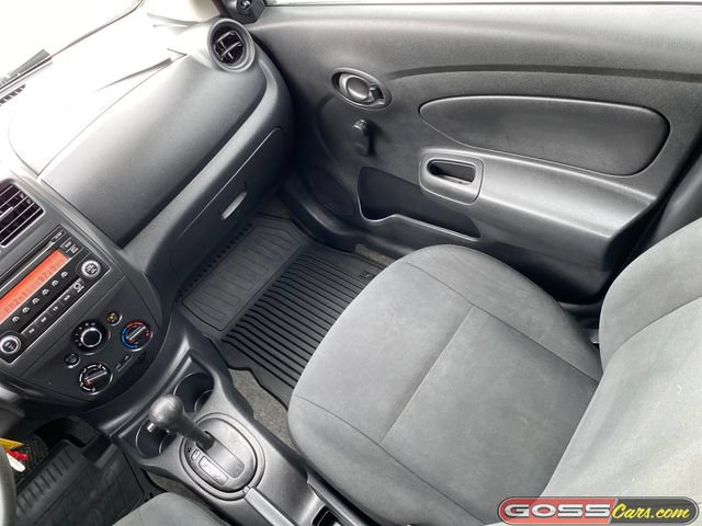 Used 2015 Nissan Versa S Plus FWD image 14