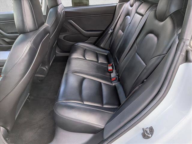 Used 2019 Tesla Model 3 Standard Range Plus image 21