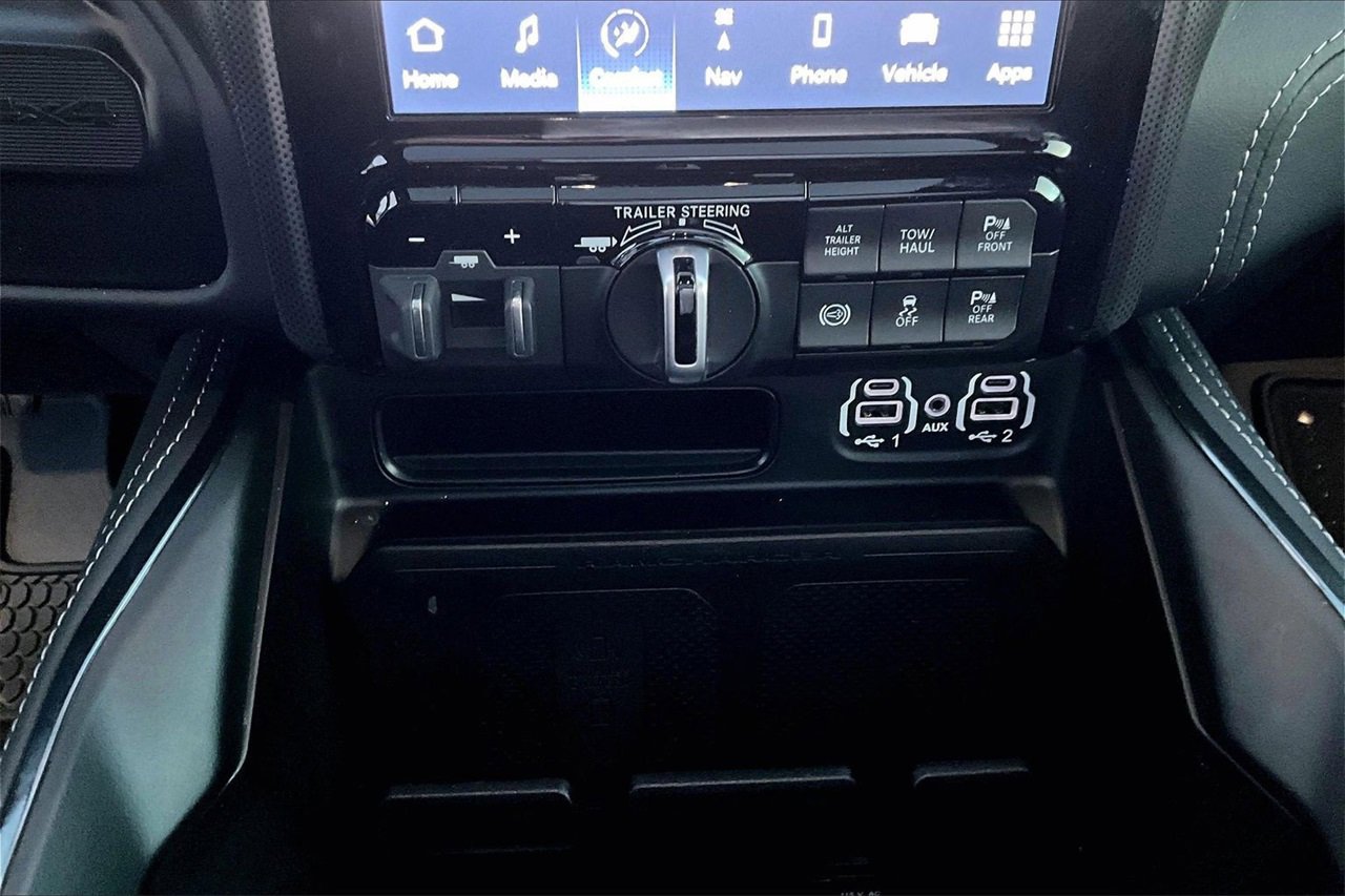 Certified 2024 RAM 2500 Limited image 18