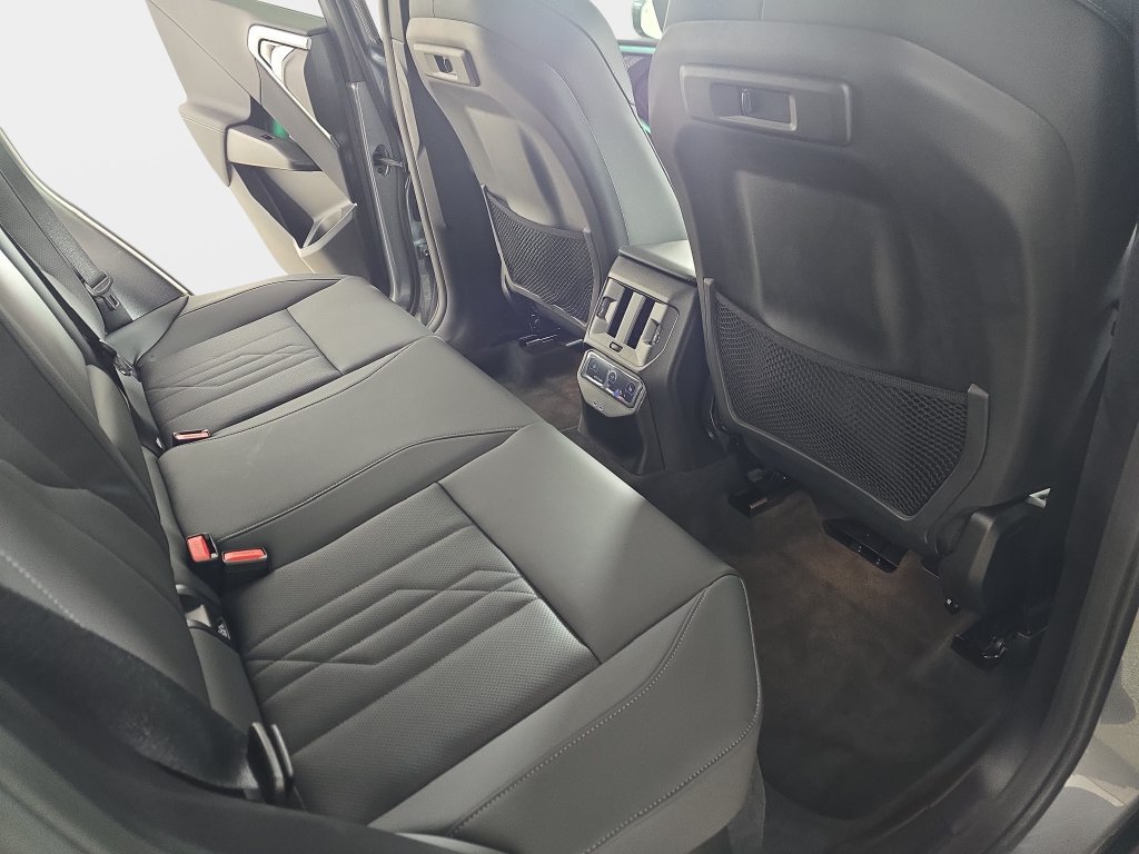 Certified 2026 BMW X3 xDrive30i w/ Convenience Package AWD/4WD image 10