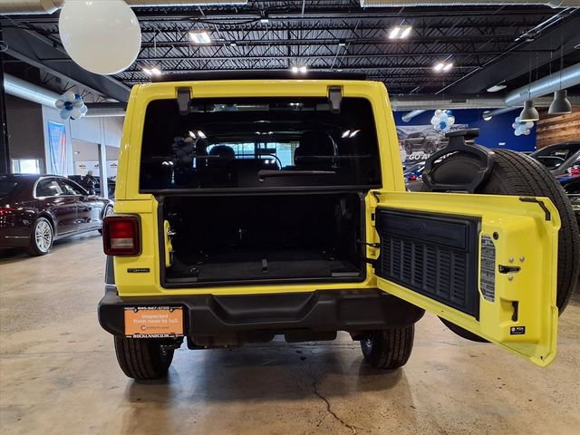 Certified 2023 Jeep Wrangler Sport S w/ Sun And Sound Package AWD/4WD image 12