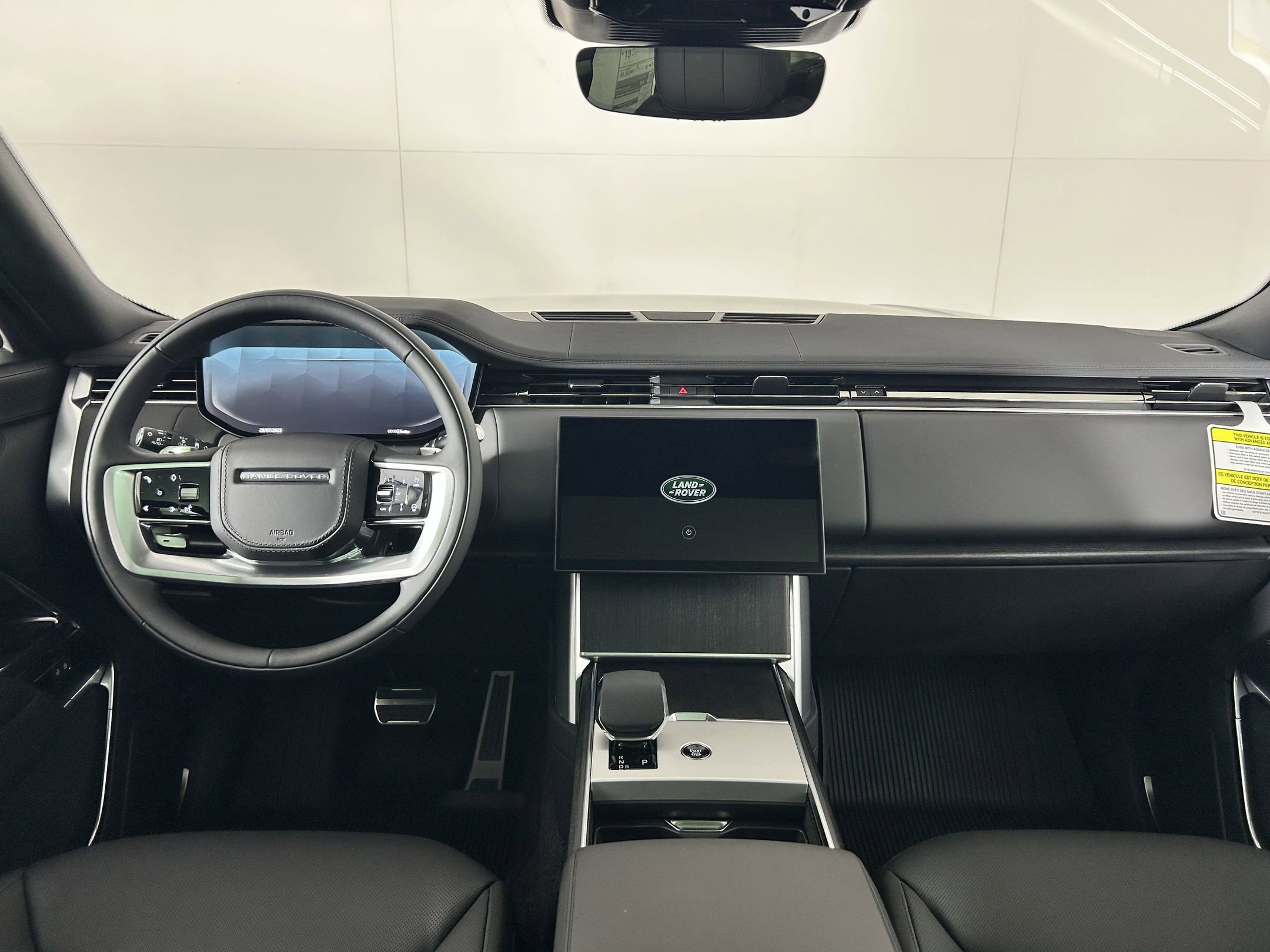 New 2025 Land Rover Range Rover SE image 12