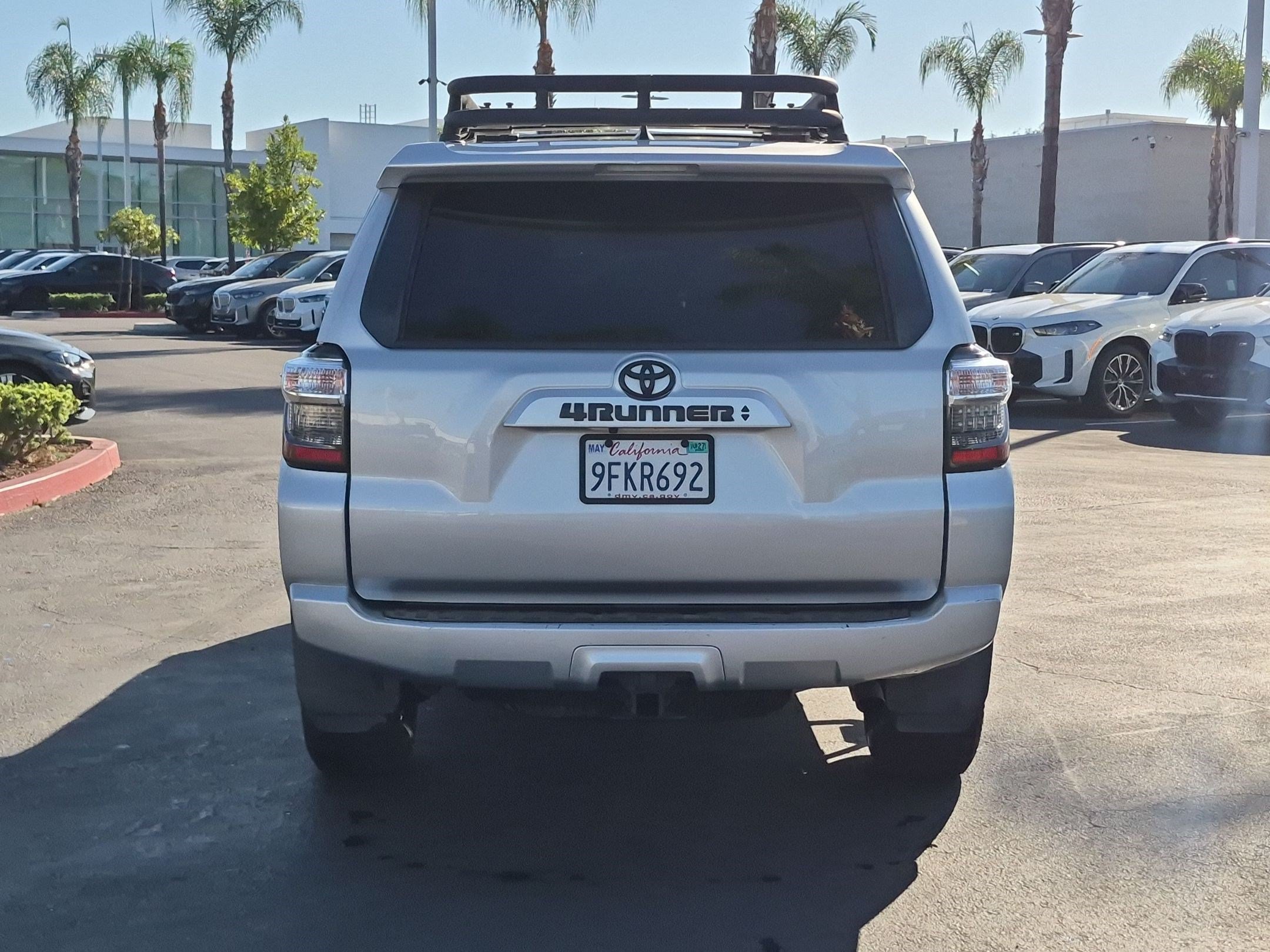 Used 2021 Toyota 4Runner SR5 Premium w/ Moonroof Package RWD image 9