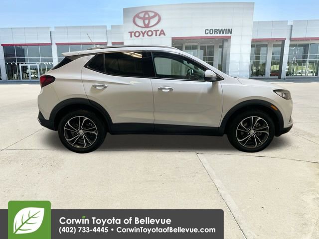 Used 2021 Buick Encore GX Essence image 9