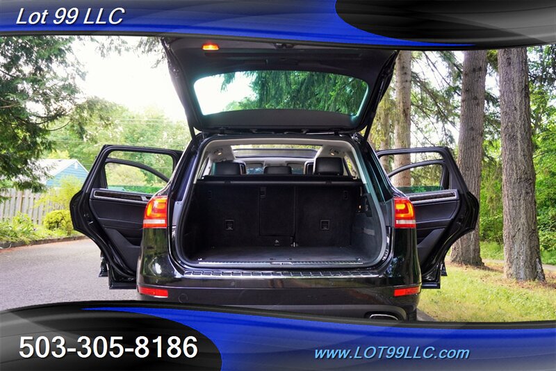 Used 2013 Volkswagen Touareg Executive AWD/4WD image 33