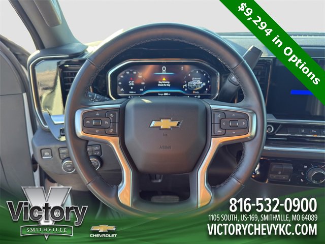 Used 2025 Chevrolet Silverado 2500 LTZ w/ LTZ Premium Package image 10