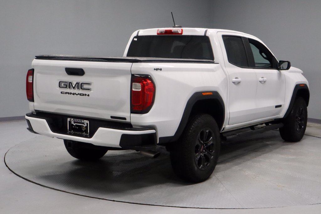 Used 2024 GMC Canyon Elevation w/ Trailering Package AWD/4WD image 10