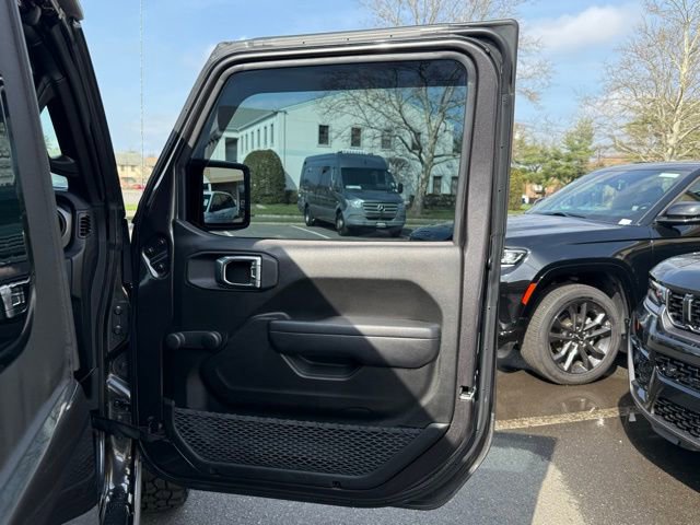 Used 2023 Jeep Wrangler Willys image 27
