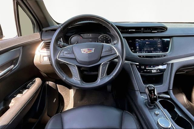 Used 2023 Cadillac XT5 Luxury image 8