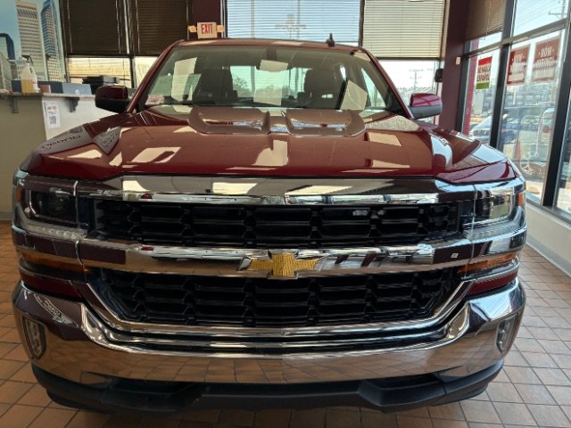 Used 2018 Chevrolet Silverado 1500 LT w/ All Star Edition AWD/4WD image 5