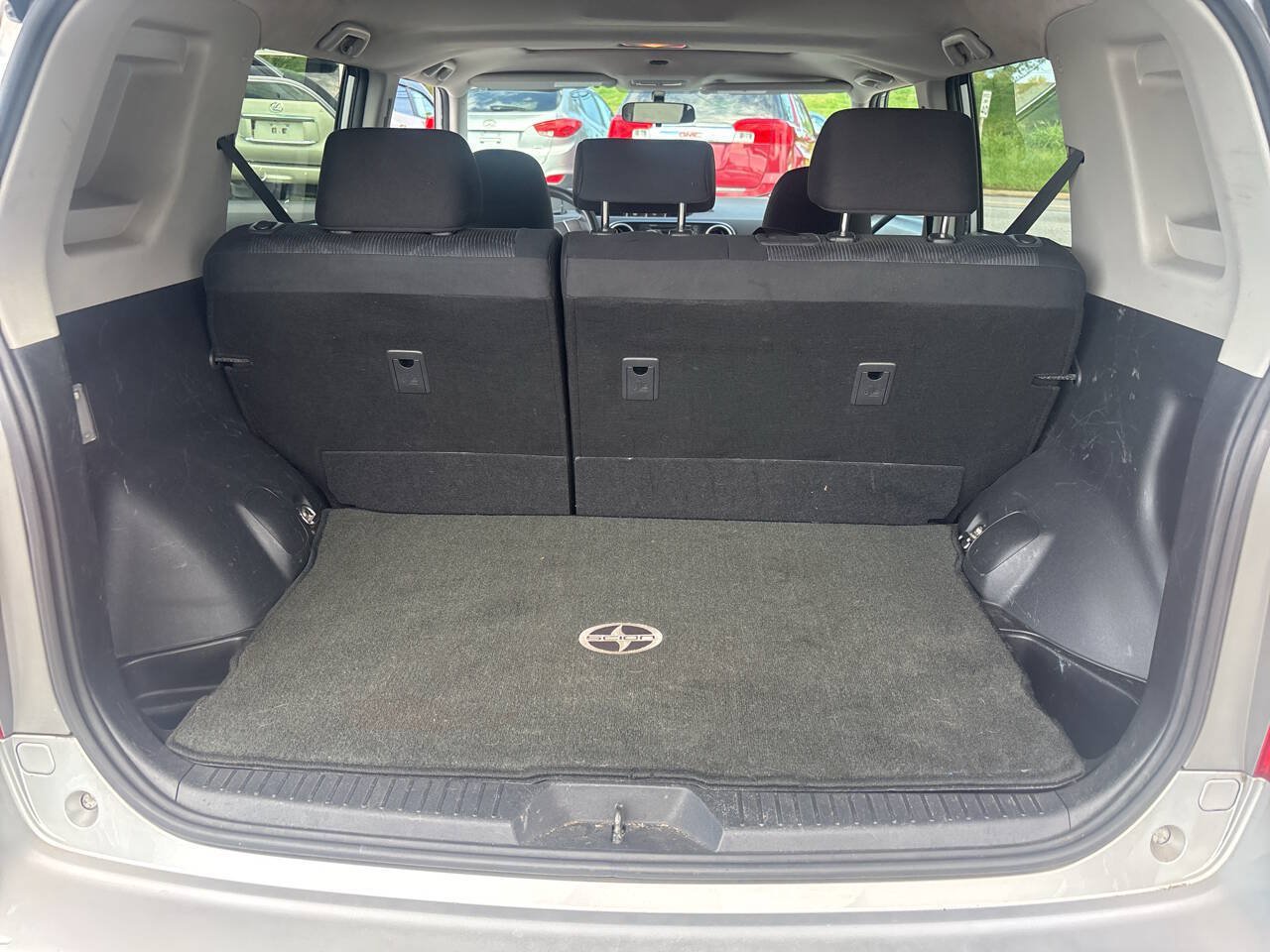 Used 2011 Scion xB FWD image 18