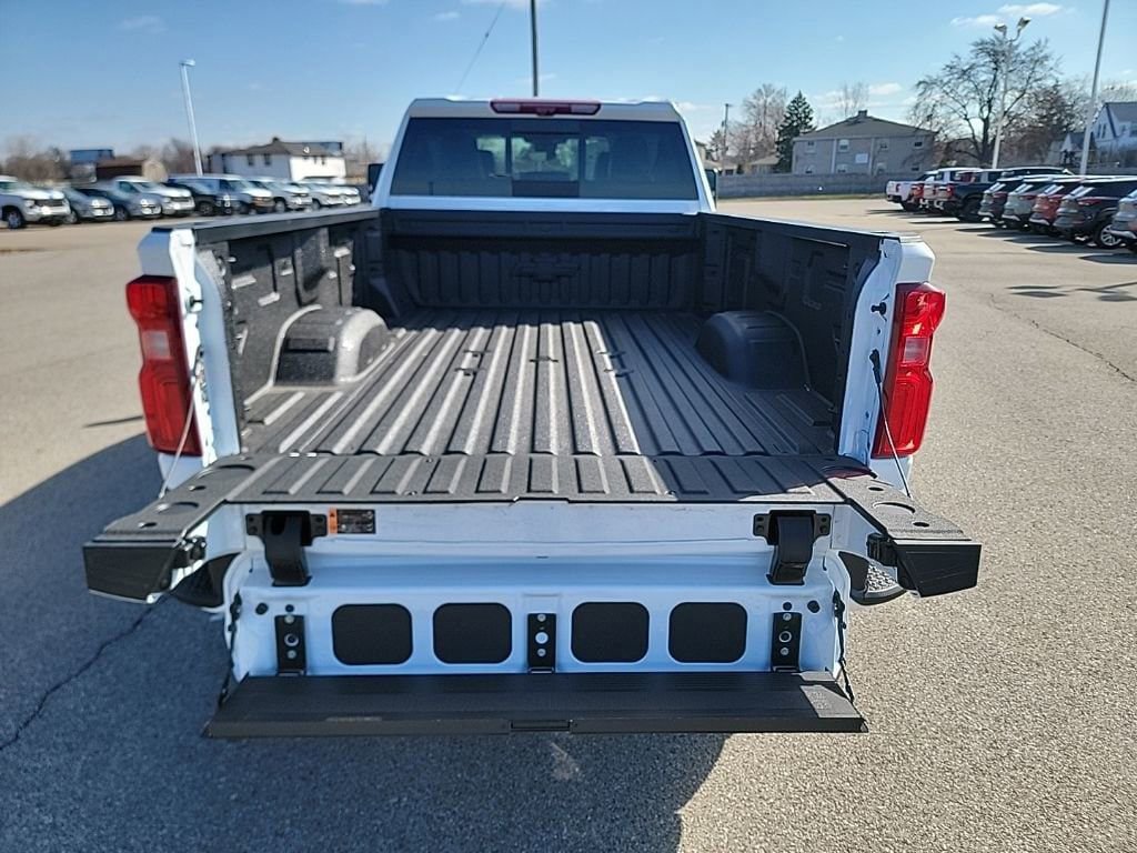 New 2026 Chevrolet Silverado 3500 High Country w/ High Country Premium Package image 16