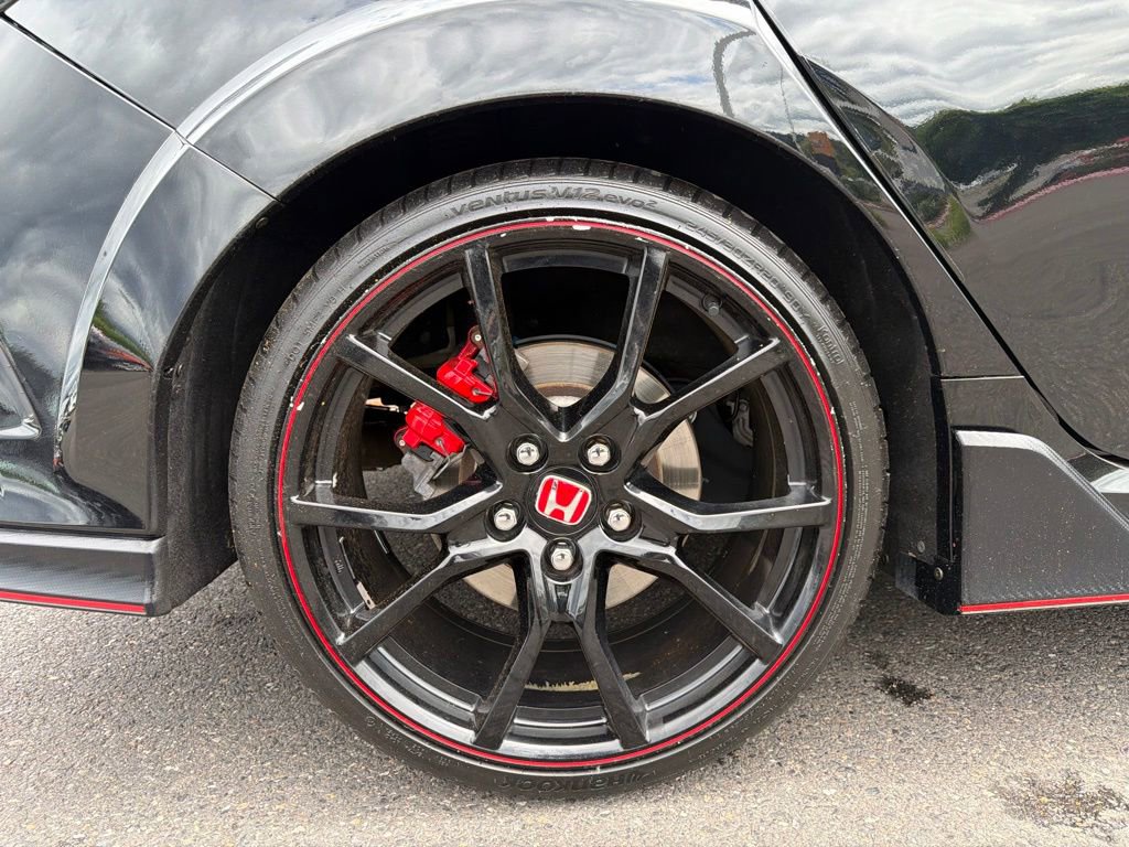Used 2019 Honda Civic Type R image 9