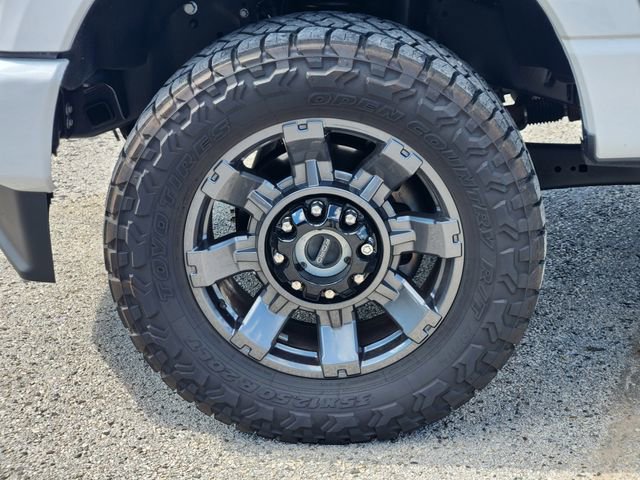 Used 2024 Ford F350 Lariat w/ Sport Appearance Package image 8