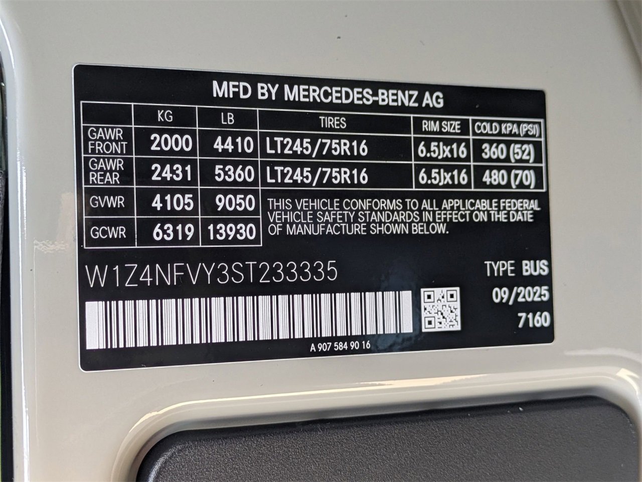 New 2025 Mercedes-Benz Sprinter 2500 image 14