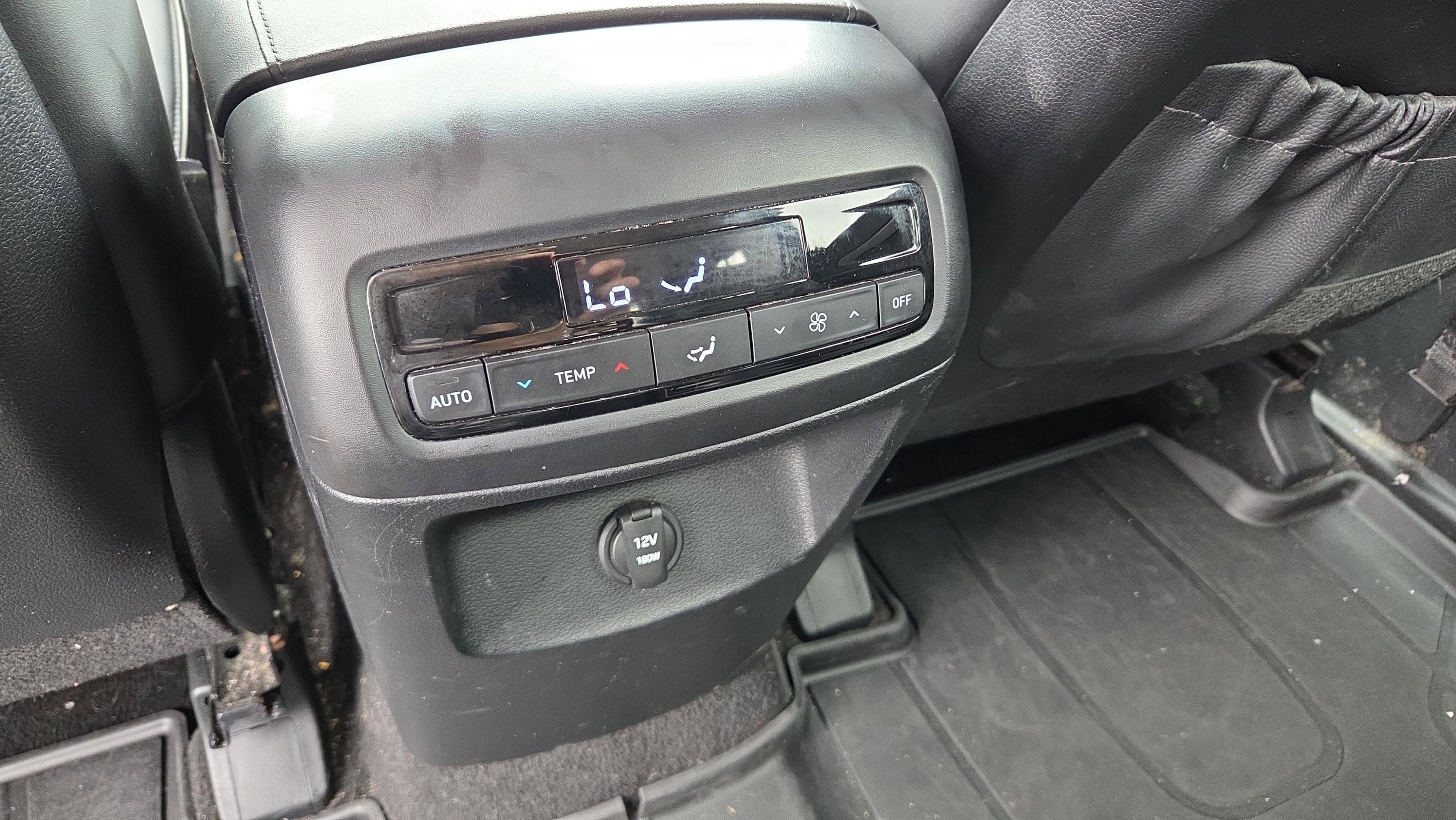 Used 2024 Hyundai Palisade SEL AWD/4WD image 14