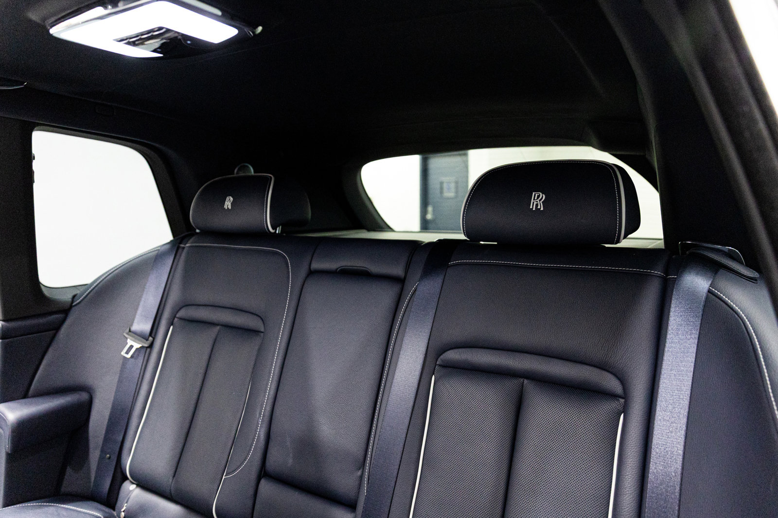 Used 2020 Rolls-Royce Cullinan image 29