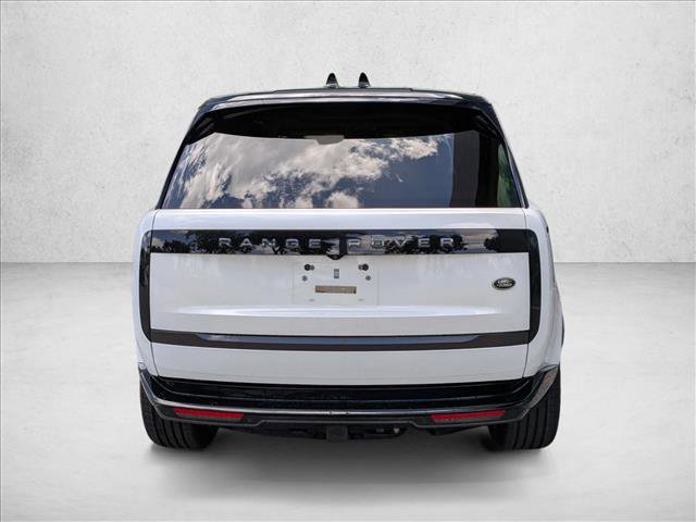 Used 2023 Land Rover Range Rover Long Wheelbase SE image 6
