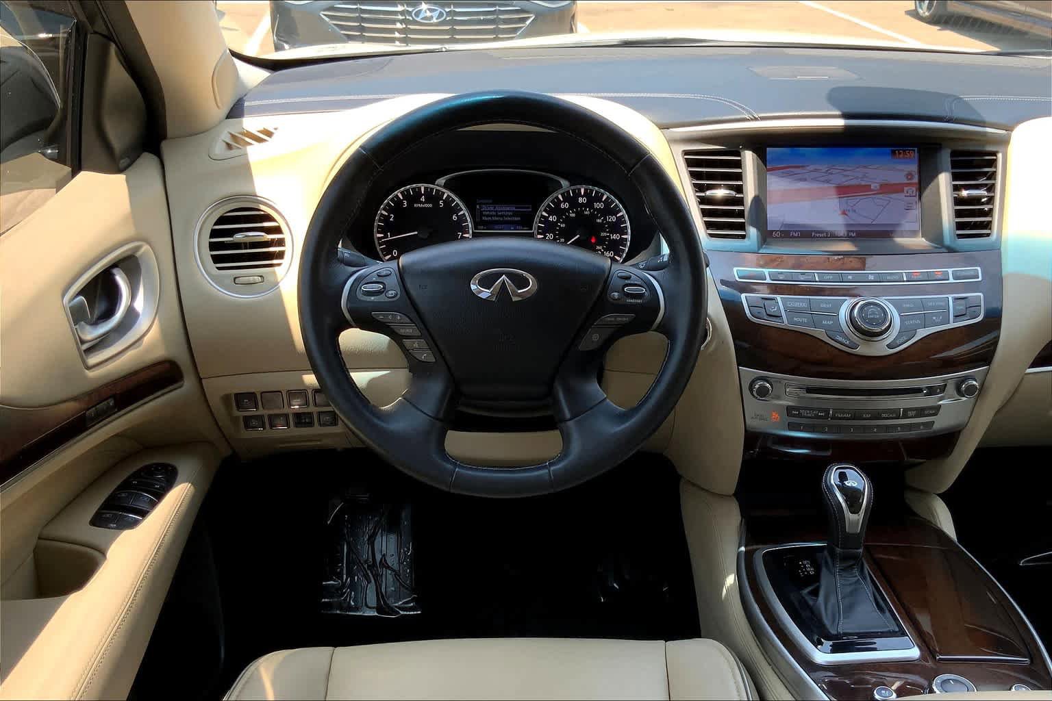 Used 2016 INFINITI QX60 Luxe w/ Deluxe Technology Package AWD/4WD image 6
