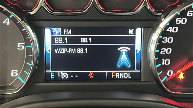 Used 2017 Chevrolet Suburban Premier AWD/4WD image 18