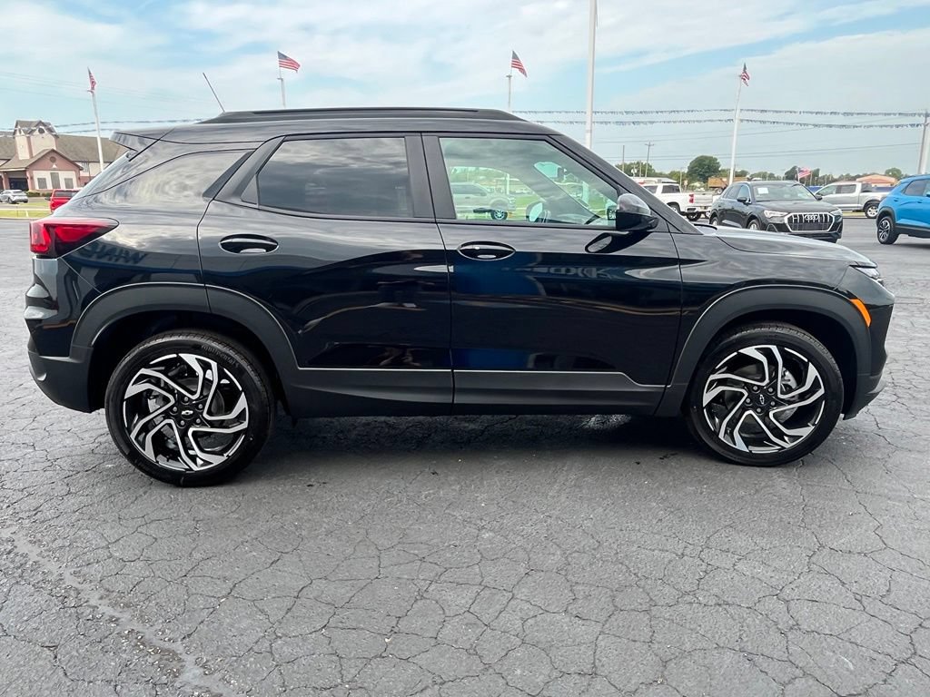 New 2026 Chevrolet TrailBlazer RS w/ Convenience Package FWD image 6