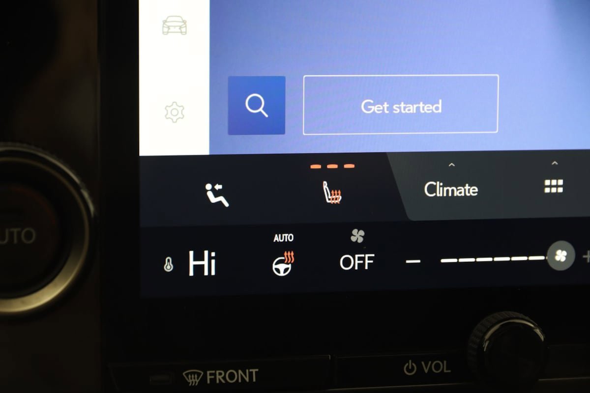 Used 2024 Lexus NX 250 FWD w/ Cold Area Package image 8