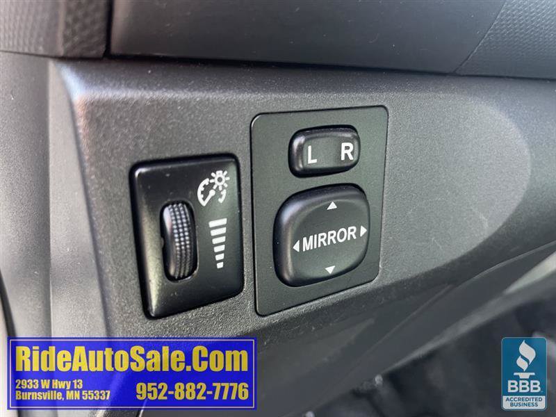 Used 2008 Toyota Yaris 2-Door Hatchback FWD image 40