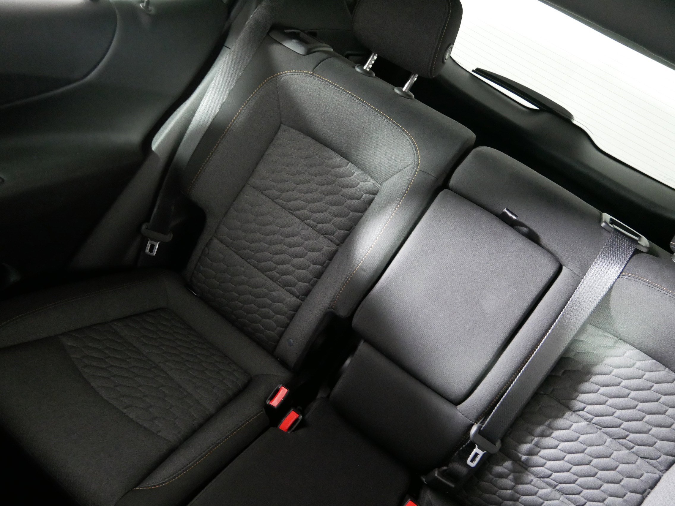 Used 2020 Chevrolet Equinox LT image 12