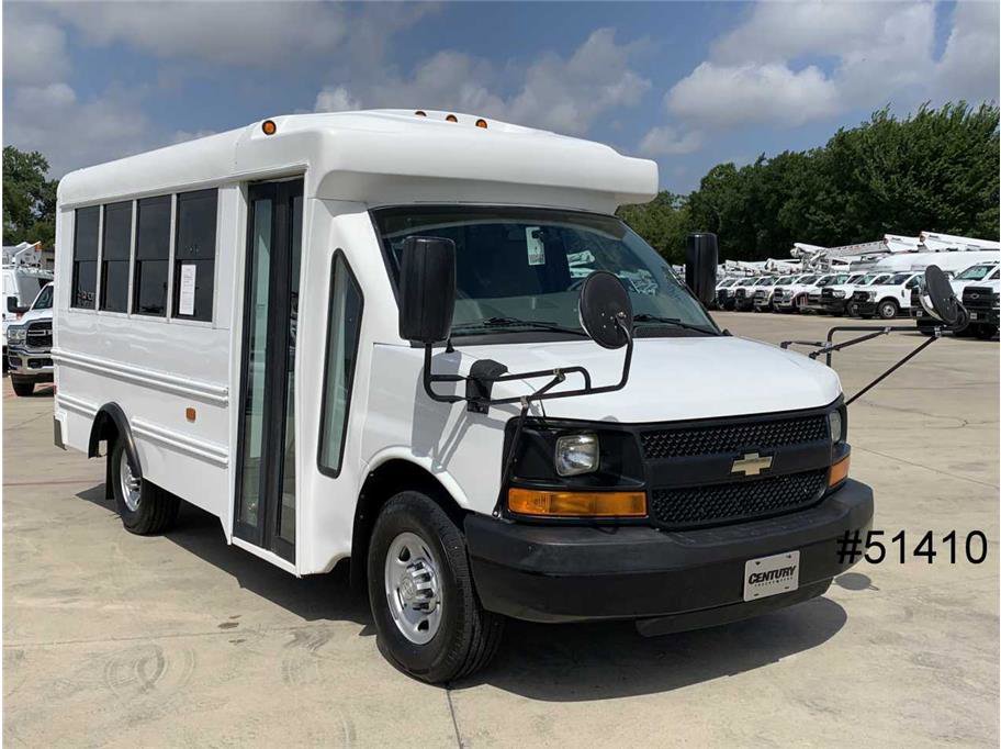 Used 2015 Chevrolet Express 3500 w/ School Bus Package image 3