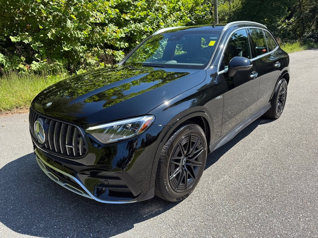 Used 2025 Mercedes-Benz GLC 43 AMG 4MATIC image 2