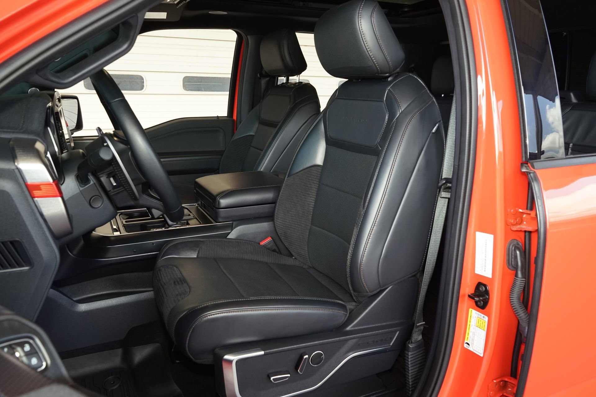 Used 2023 Ford F150 Raptor w/ Raptor Carbon Fiber Package AWD/4WD image 9