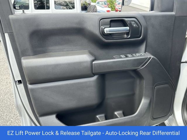 Certified 2022 Chevrolet Silverado 1500 Custom Trail Boss w/ LPO, Dark Essentials Package image 18