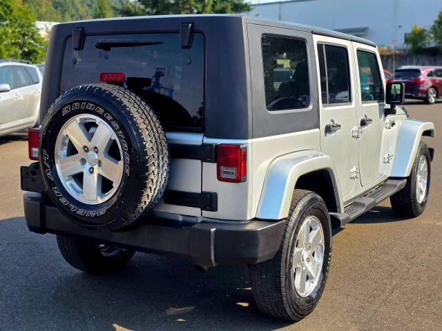Used 2008 Jeep Wrangler Unlimited Sahara AWD/4WD image 11