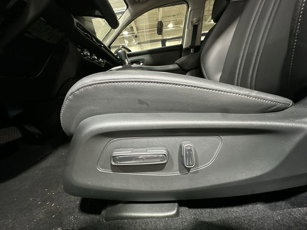 Used 2024 Honda HR-V EX-L image 14