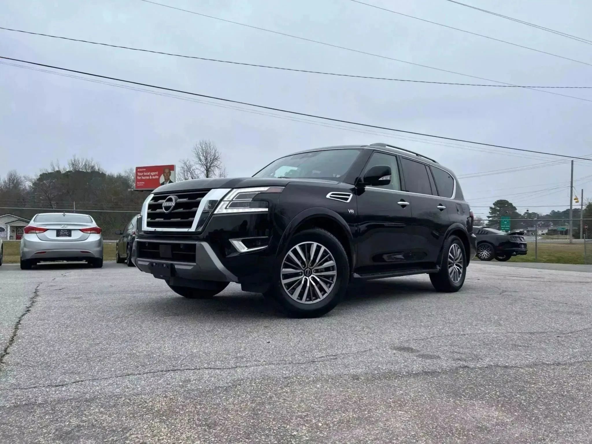 Used 2021 Nissan Armada SV w/ SV Appearance Package image 3