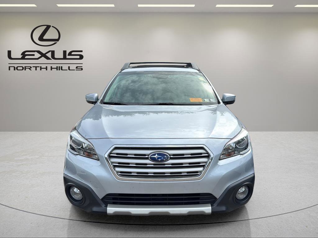 Used 2016 Subaru Outback 2.5i Limited AWD/4WD image 2