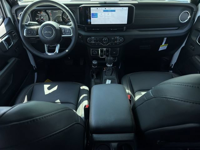 New 2026 Jeep Wrangler Unlimited Sahara AWD/4WD image 17