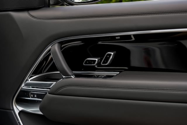 New 2026 Land Rover Range Rover SE AWD/4WD image 58