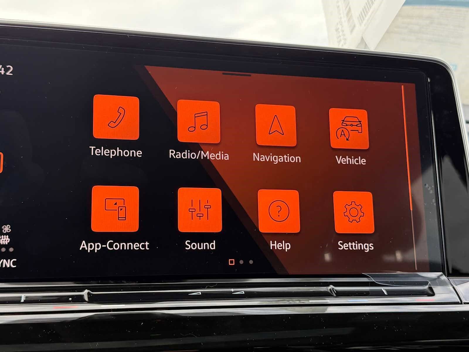 New 2026 Volkswagen Atlas Peak Edition AWD/4WD image 18