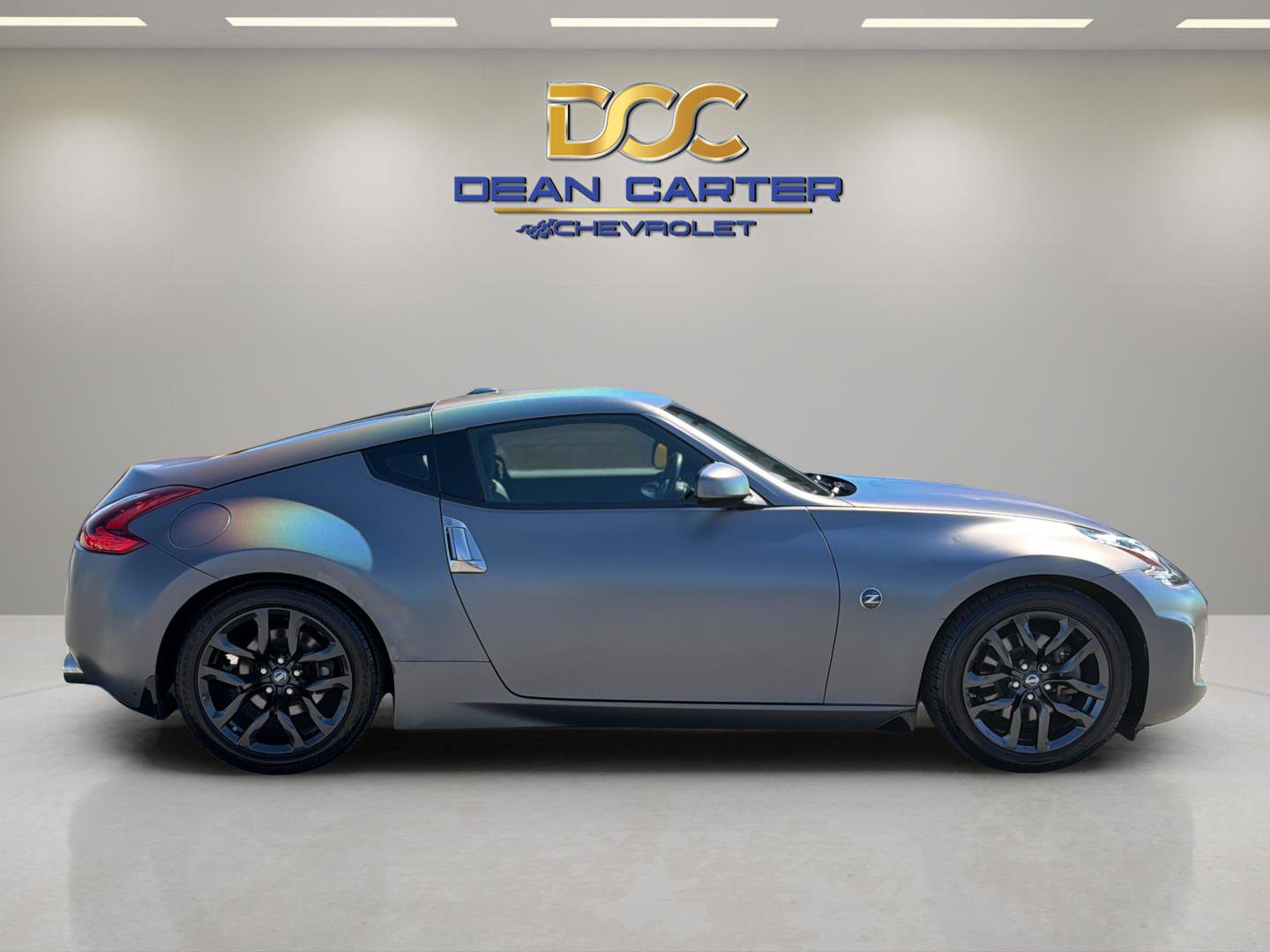 Used 2018 Nissan 370Z Touring RWD image 6