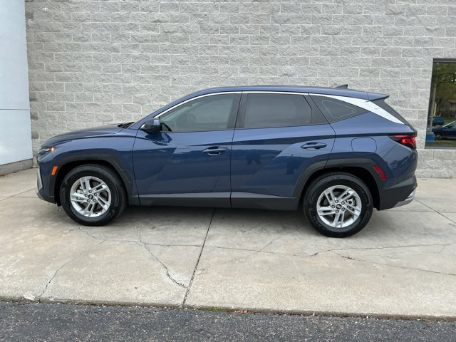 Used 2025 Hyundai Tucson SE FWD image 9