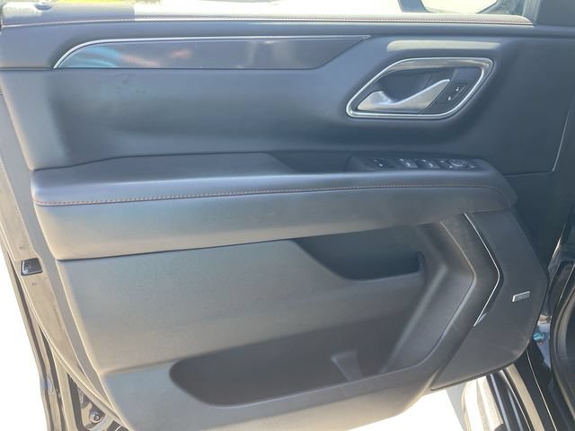 Used 2022 Chevrolet Tahoe RST w/ Luxury Package RWD image 21