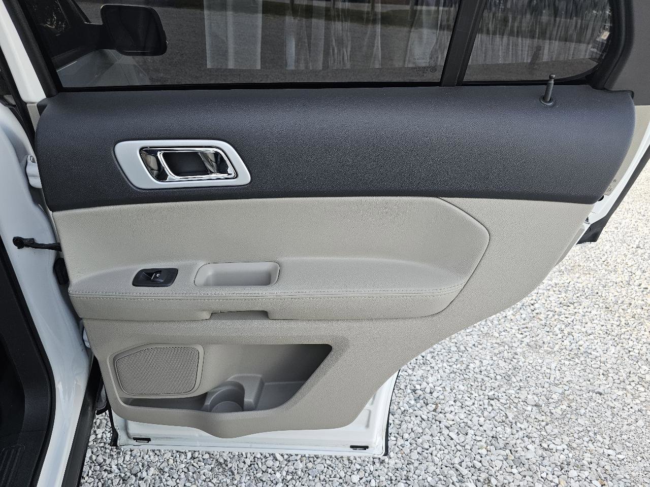 Used 2015 Ford Explorer Limited w/ Equipment Group 302A FWD image 36