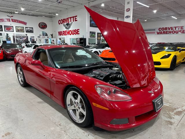Used 2005 Chevrolet Corvette Coupe w/ Preferred Equipment Group RWD image 30