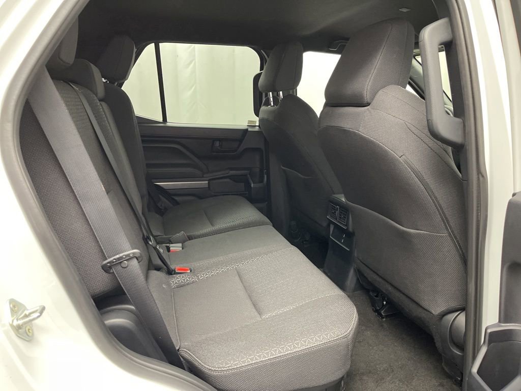 Used 2025 Toyota 4Runner SR5 image 32