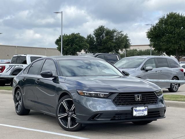 Used 2026 Honda Accord SE image 2
